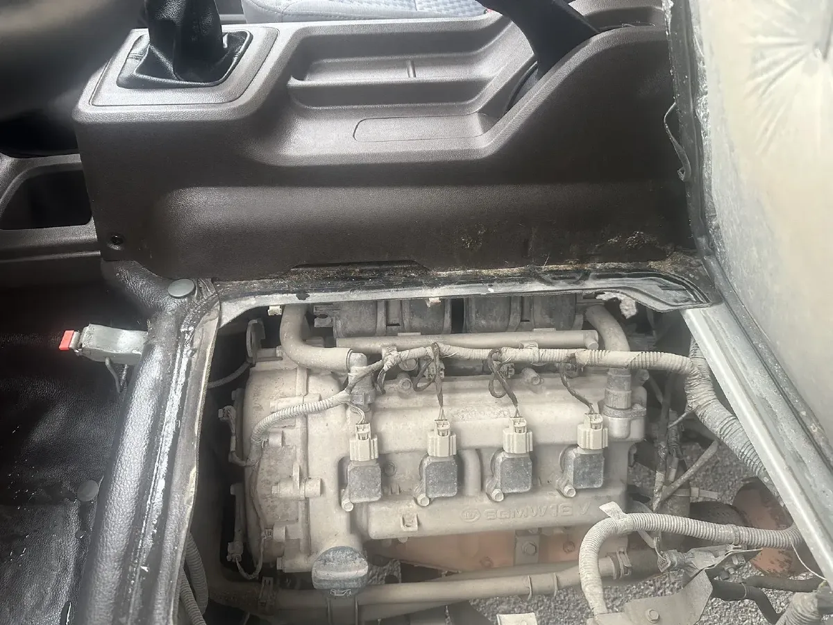 2021 WuLing RongGuang New Truck Special 1.8L 125HP L4 5MT,autocango,china used car exporter,china ev exporter,chinese used car exporter,chinese used ev exporter