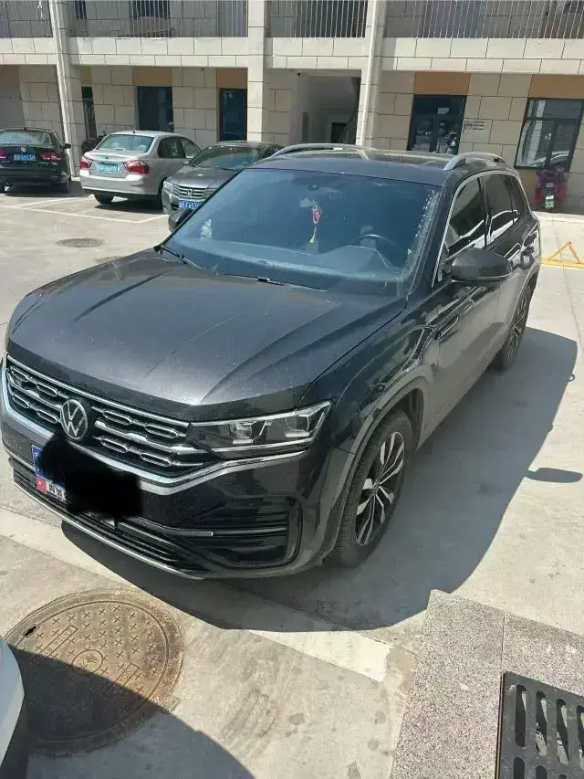 2021 Volkswagen Tayron 2.0T 220HP L4 7DCT