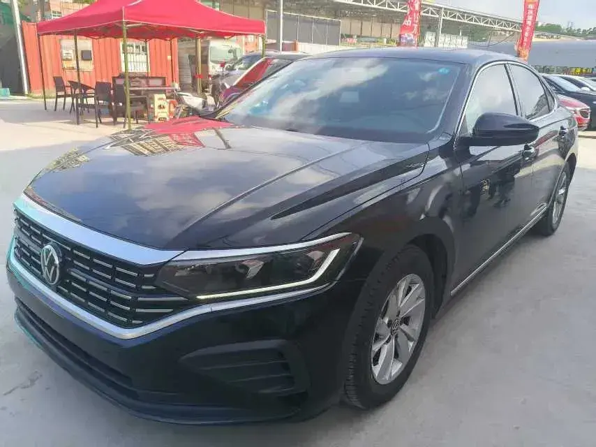 2022 Volkswagen Passat 1.4T 150HP L4 7DCT