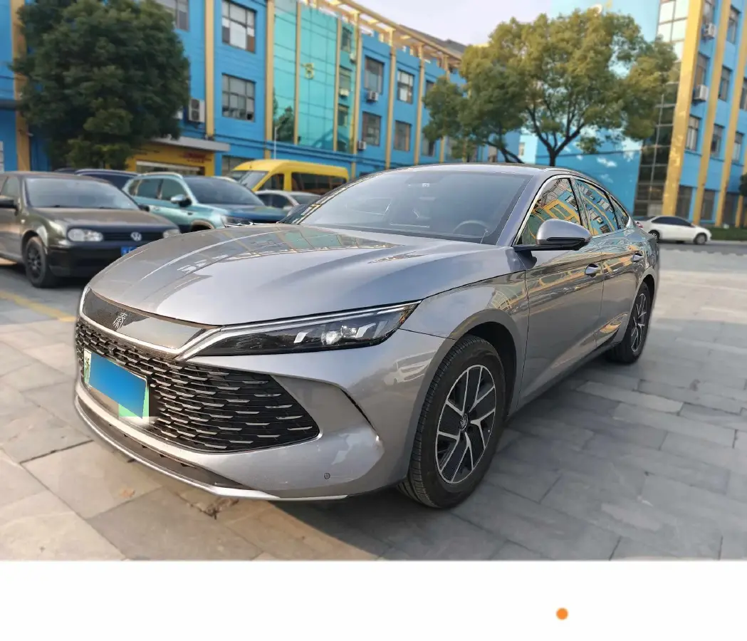 2024 BYD QinL 1.5L 101HP L4 E-CVT PHEV 15.87KWH