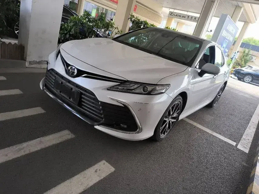 2021 Toyota Camry 2.5L 209HP L4 8AT