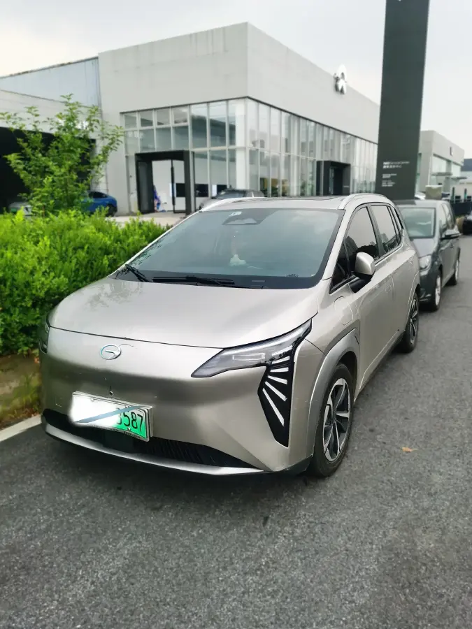 2023 Aion Y BEV 61.7KWH