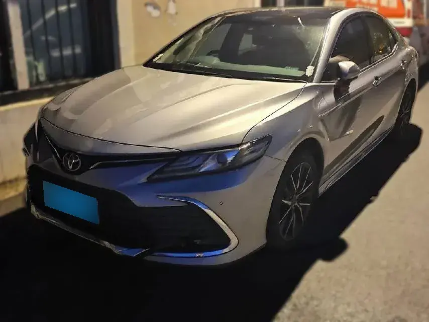 2023 Toyota Camry 2.5L 207HP L4 8AT