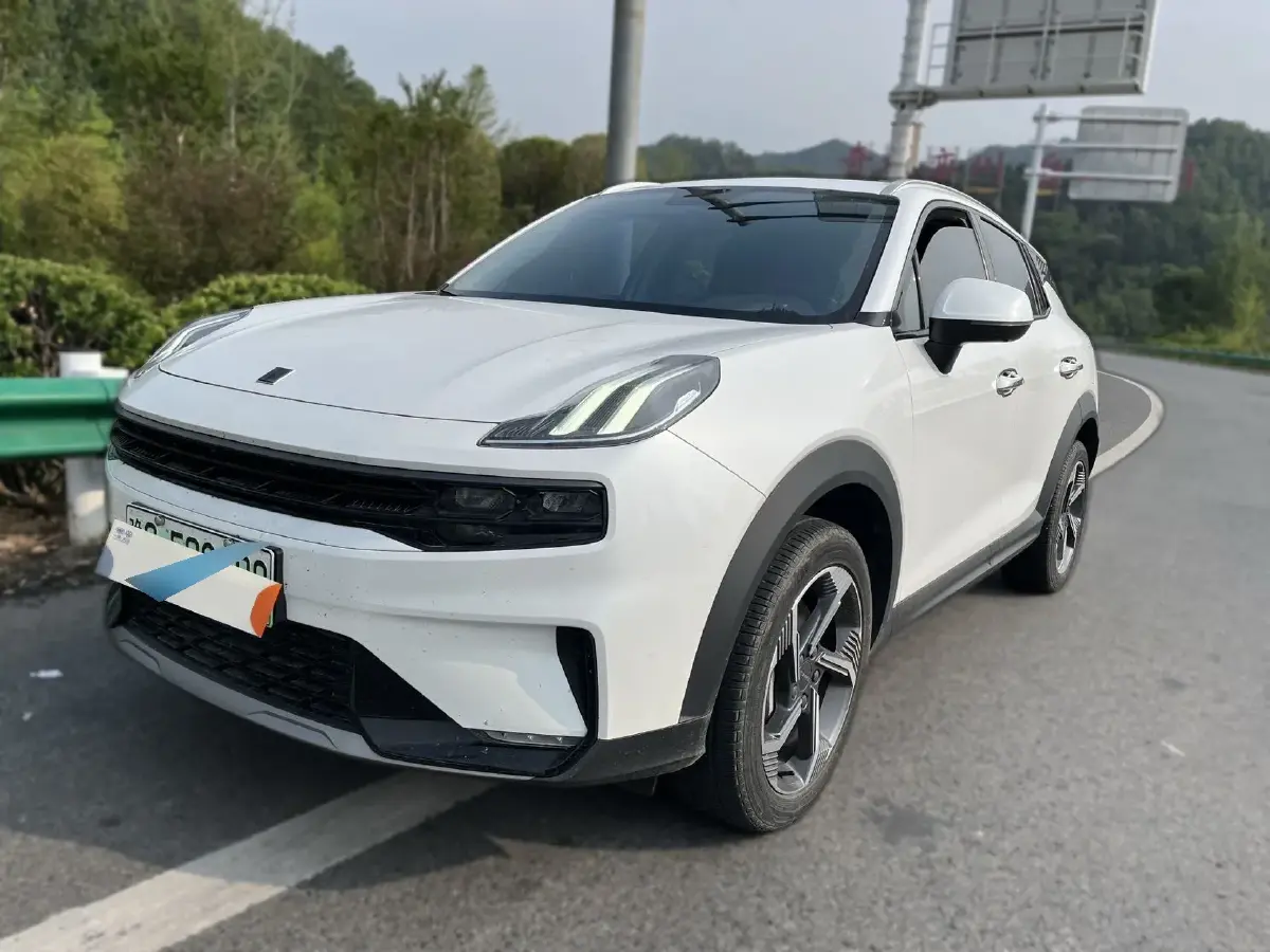 2022 LYNK&CO 06 EM-P 1.5T 177HP L3 7DCT PHEV 15.5KWH