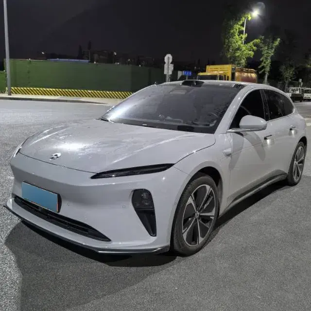 2023 NIO ET5T BEV 75KWH