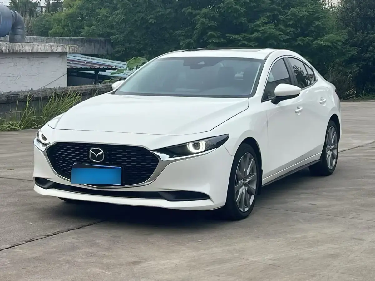2023 Mazda 3 Axela 2.0L 158HP L4 6AT