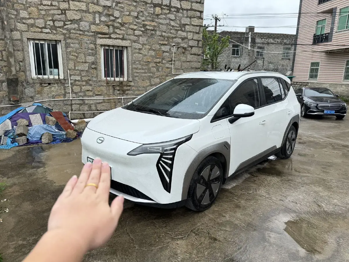 2023 Aion Y BEV 68.2KWH