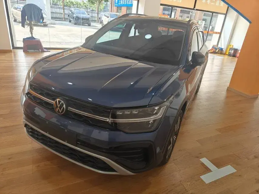 2023 Volkswagen Tharu 2.0T 186HP L4 7DCT