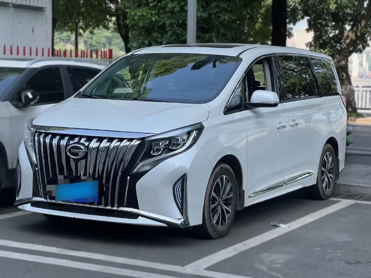 2023 GAC Trumpchi M8 2.0T 252HP L4 8AT