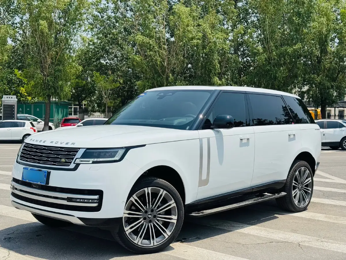 2025 Land Rover Range Rover 3.0T 400HP L6 8AT