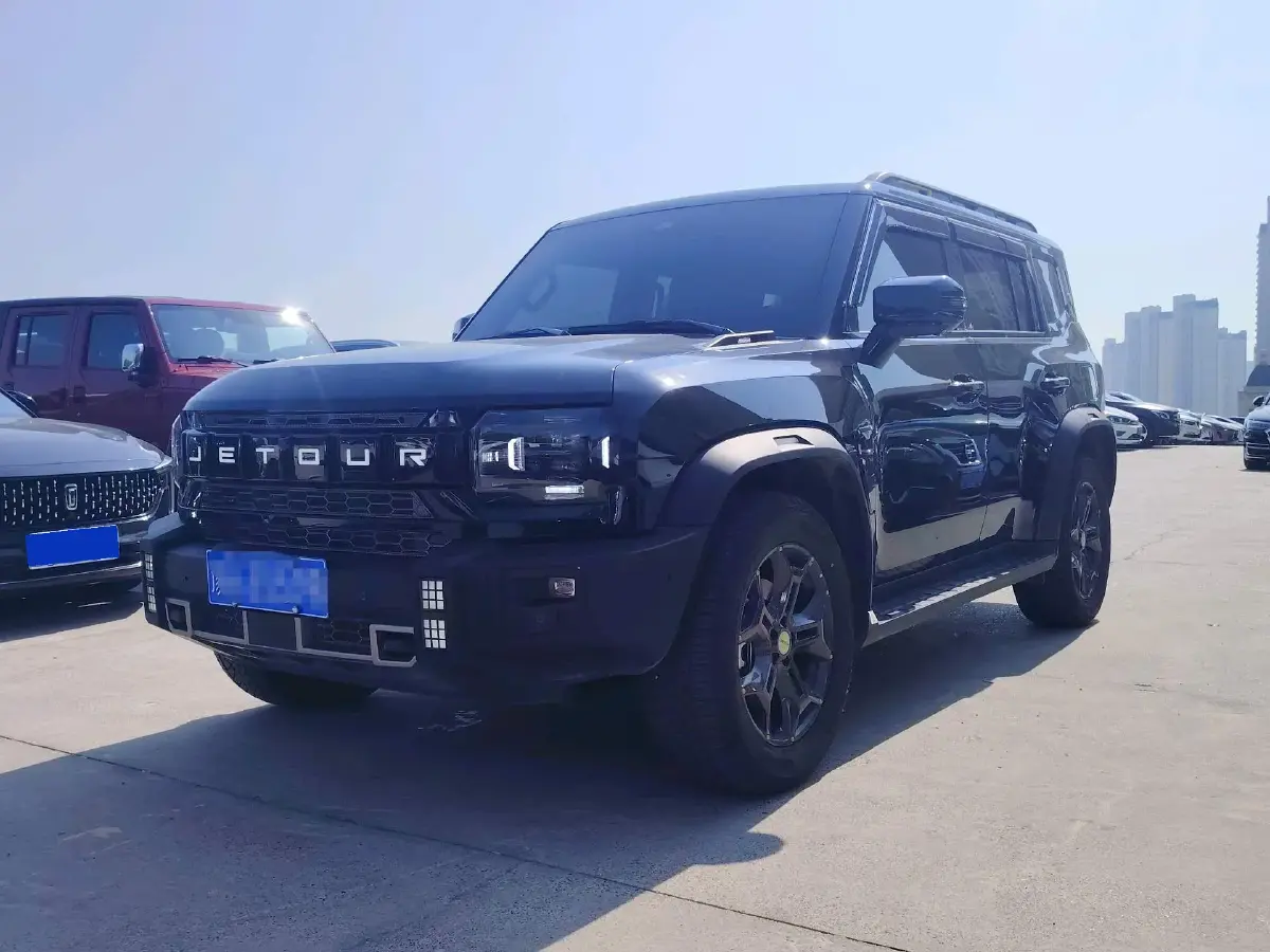 2023 Jetour Traveller 2.0T 254HP L4 7DCT