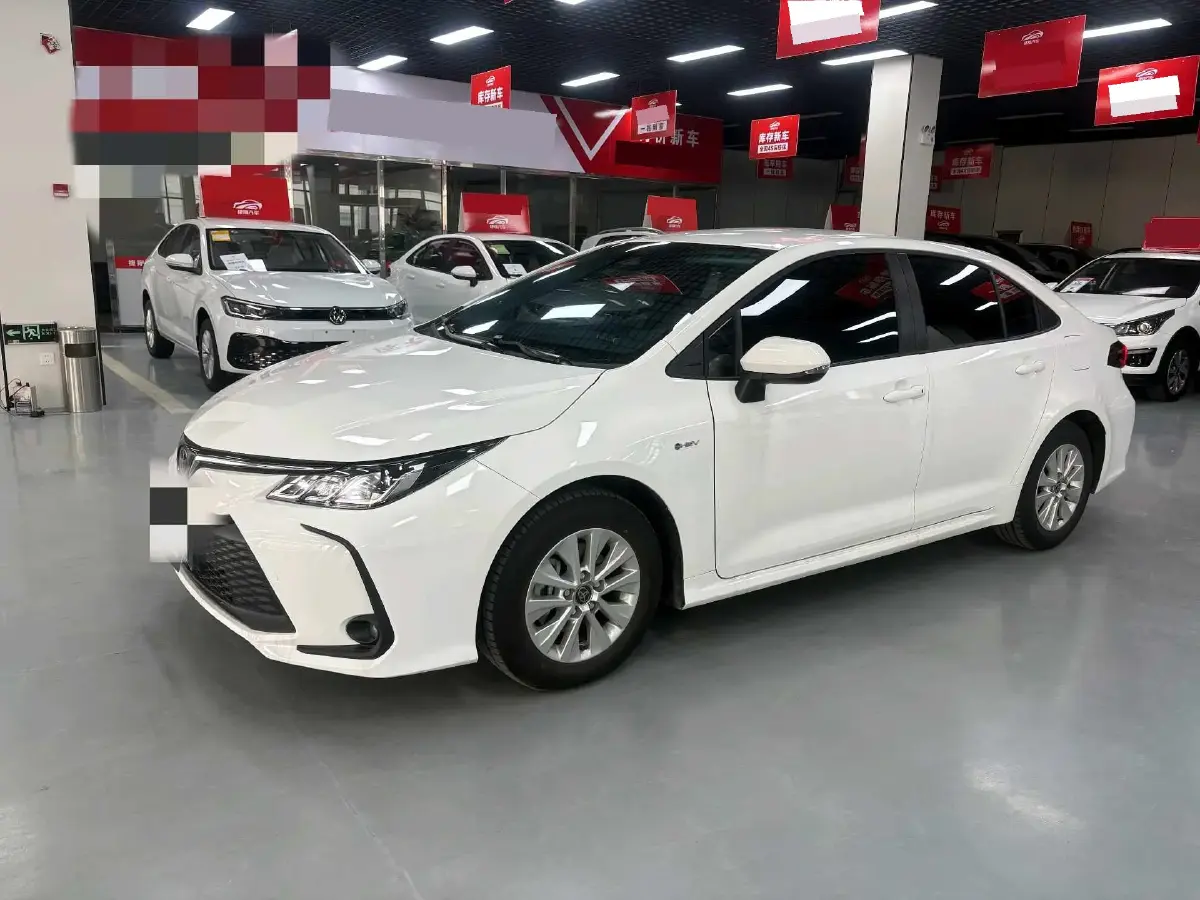 2024 Toyota Corolla Cross 2.0L 152HP L4 E-CVT Hybrid