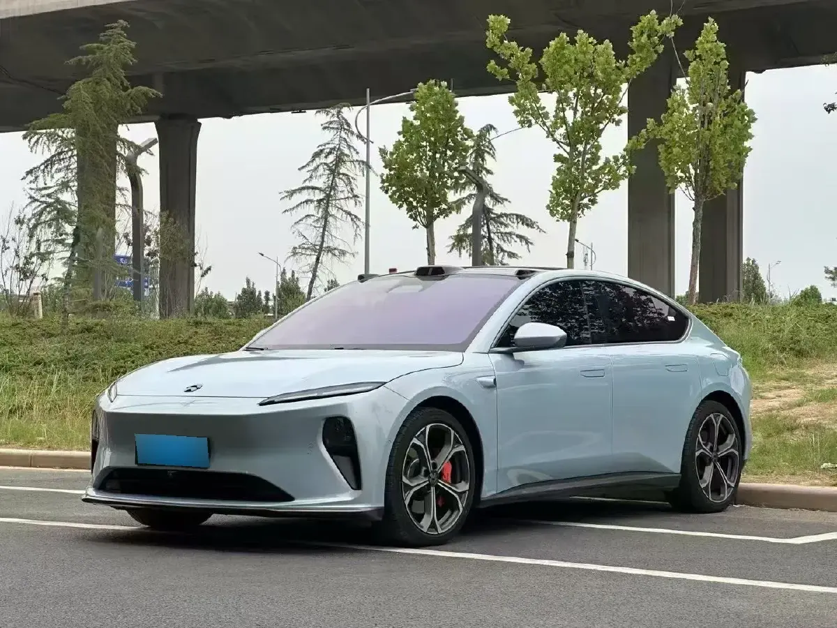 2023 NIO ET5T BEV 75KWH