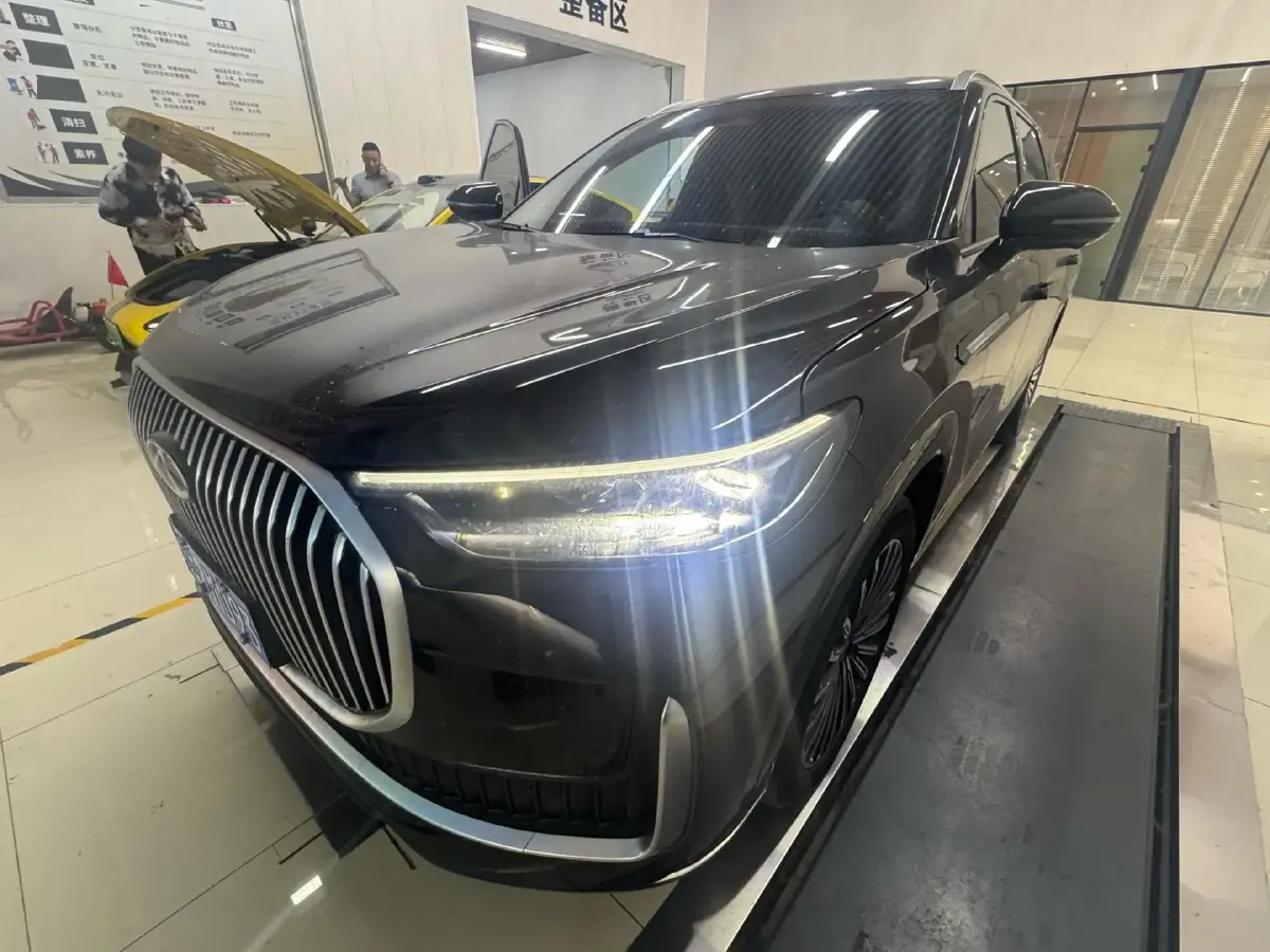 2025 Chery Tiggo 9 2.0T 261HP L4 7DCT