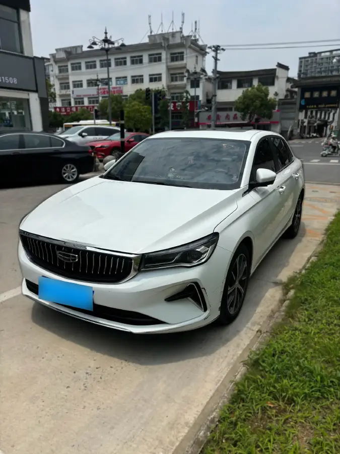 2022 Geely Emgrand L 1.4T 141HP L4 CVT