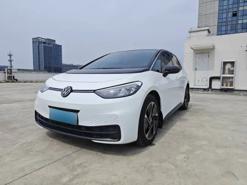 2025 Volkswagen ID.3 BEV 52.8KWH