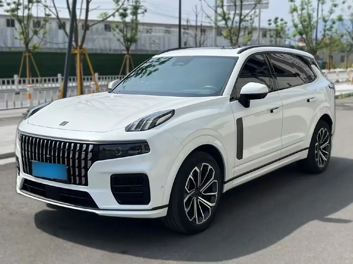 2023 LYNK&CO 09 EM-P 2.0T 254HP L4 3DHT PHEV 40.1KWH
