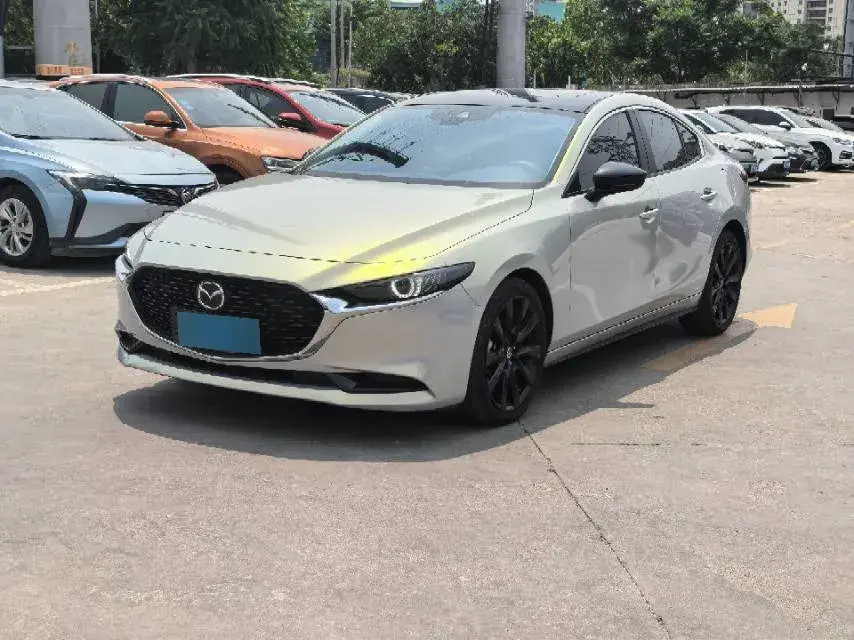 2022 Mazda 3 Axela 2.0L 158HP L4 6AT