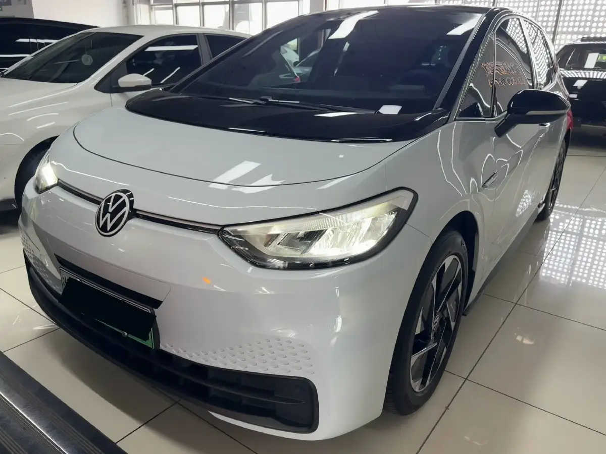 2023 Volkswagen ID.3 BEV 52.8KWH