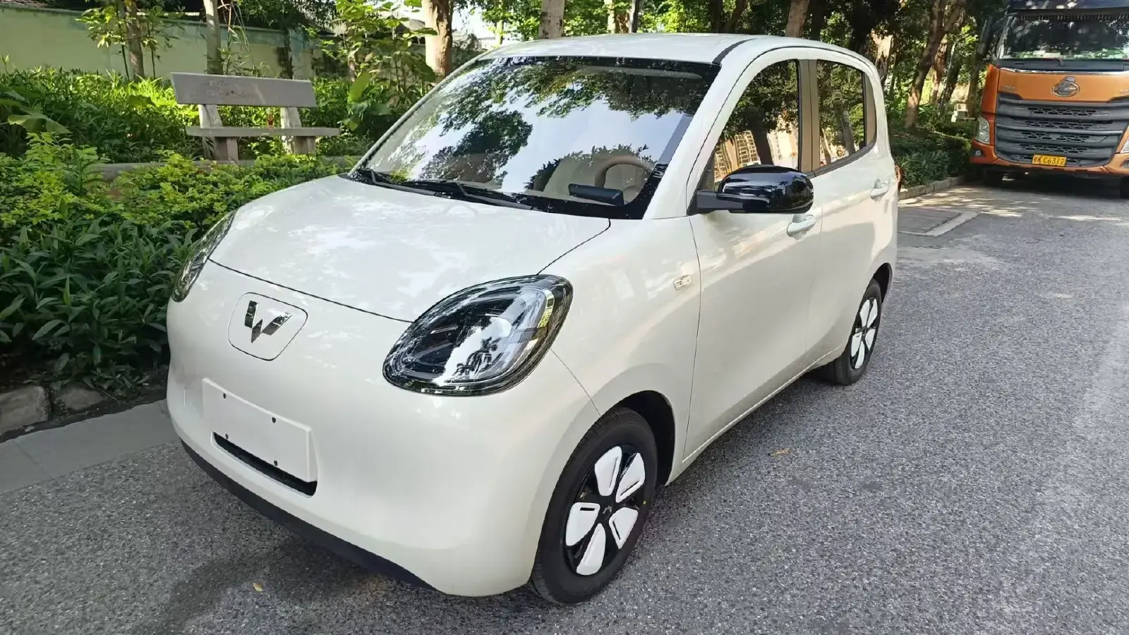 2025 WuLing HongGuang MINI EV BEV 16.2KWH
