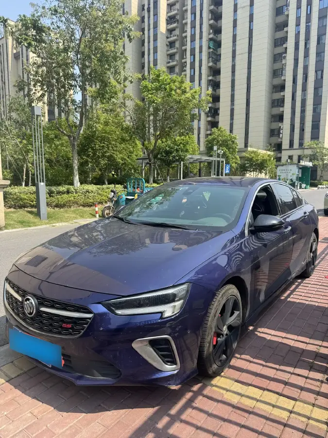 2022 Buick Regal 2.0T 237HP L4 9AT