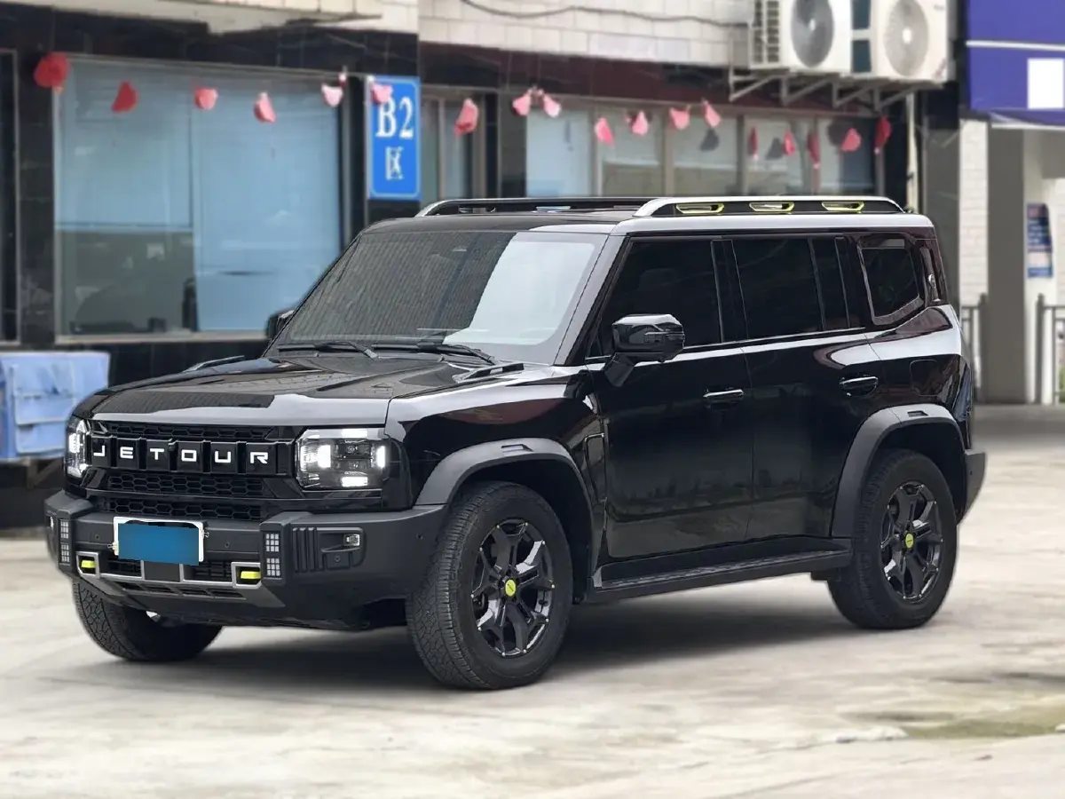 2023 Jetour Traveller 2.0T 254HP L4 8AT