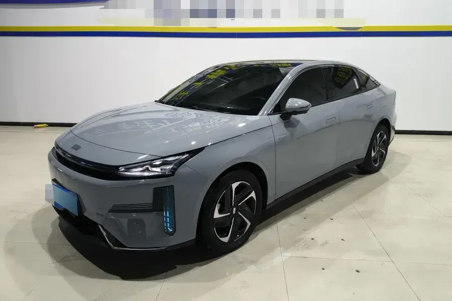 2023 Geely Galaxy L6 1.5T 163HP L4 3DHT PHEV