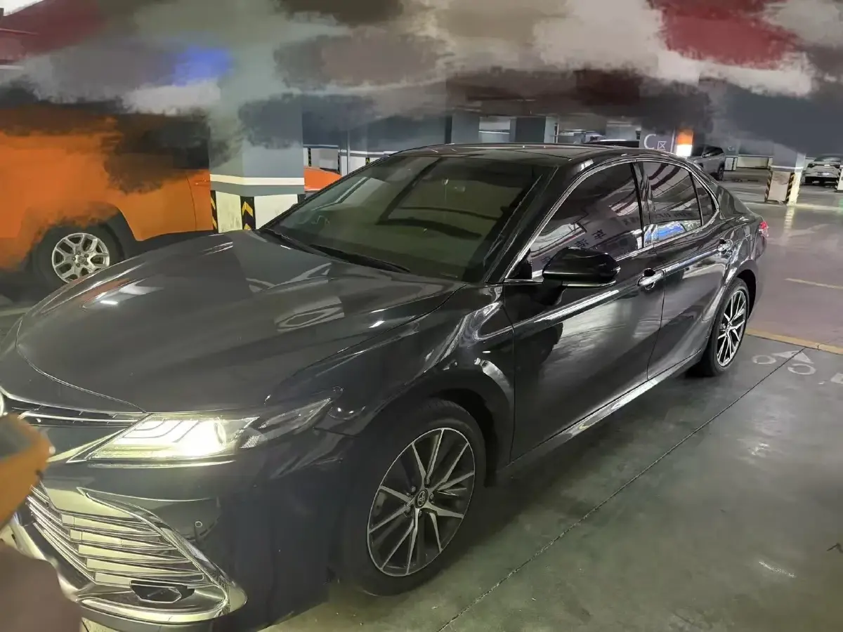 2021 Toyota Camry 2.5L 209HP L4 8AT