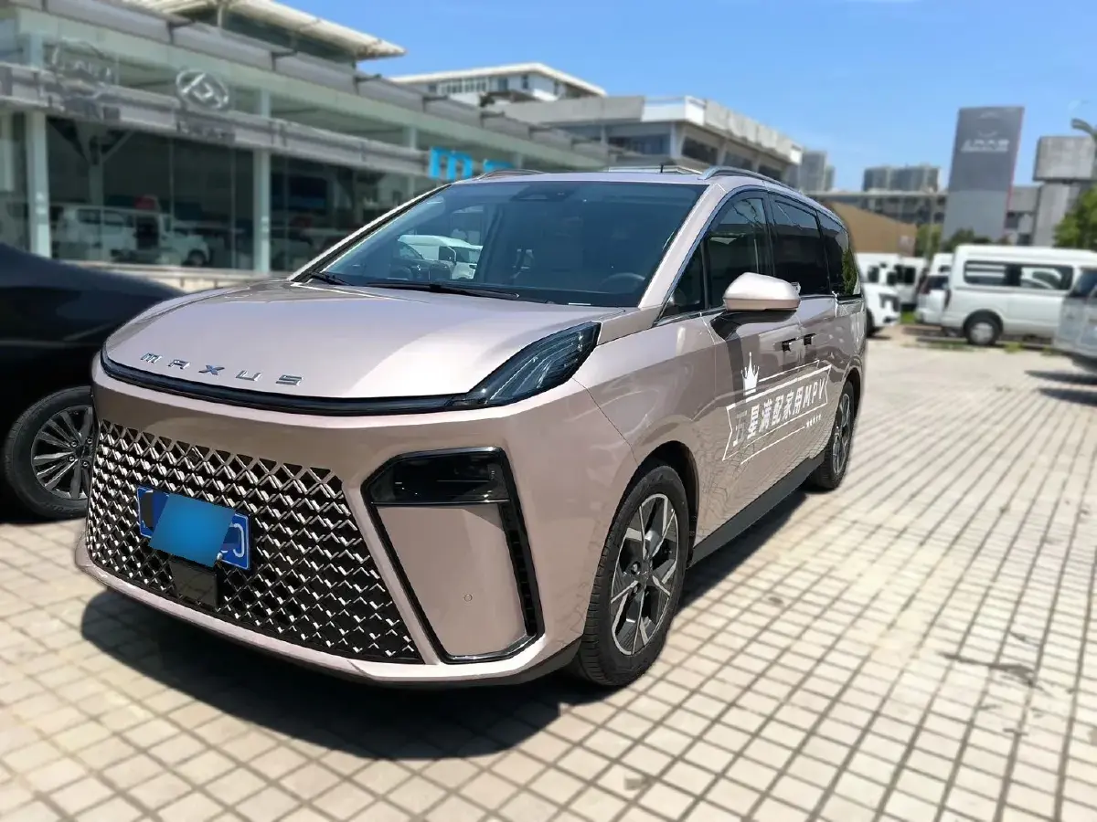 2023 MAXUS G90 2.0T 234HP L4 8AT