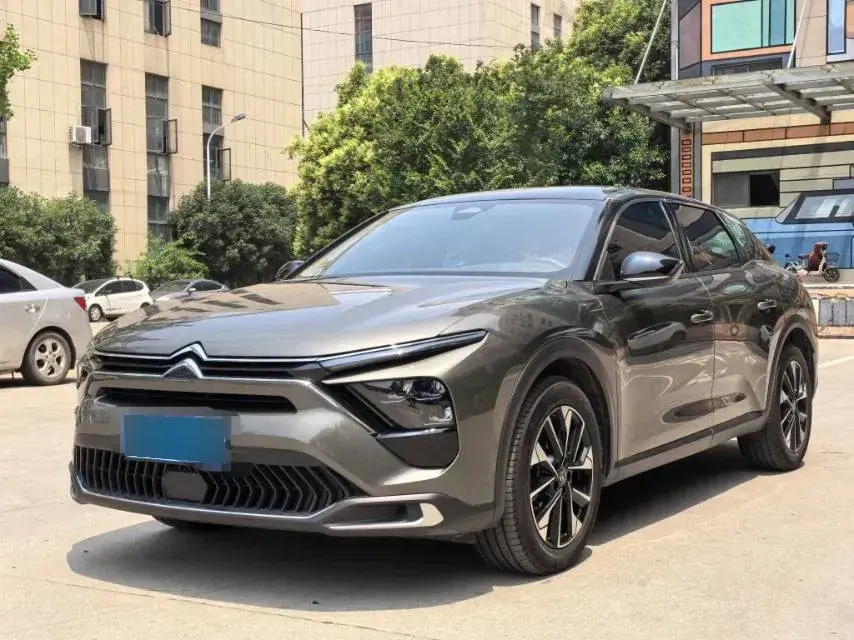 2023 Citroen C5 X 1.6T 175HP L4 8AT