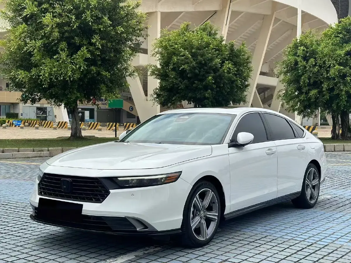 2023 Honda Accord 1.5T 192HP L4 CVT