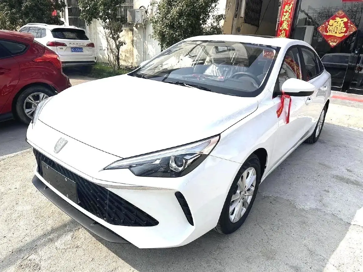 2023 Roewe i5 1.5L 129HP L4 CVT
