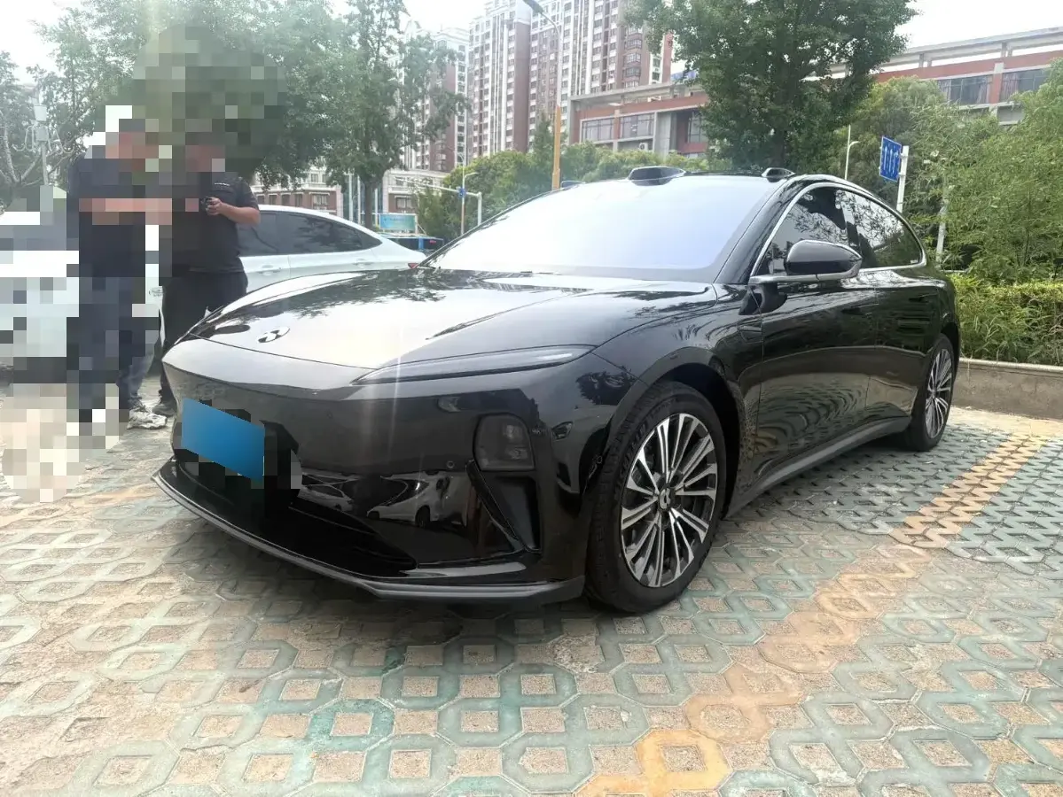 2024 NIO ET5T BEV 75KWH