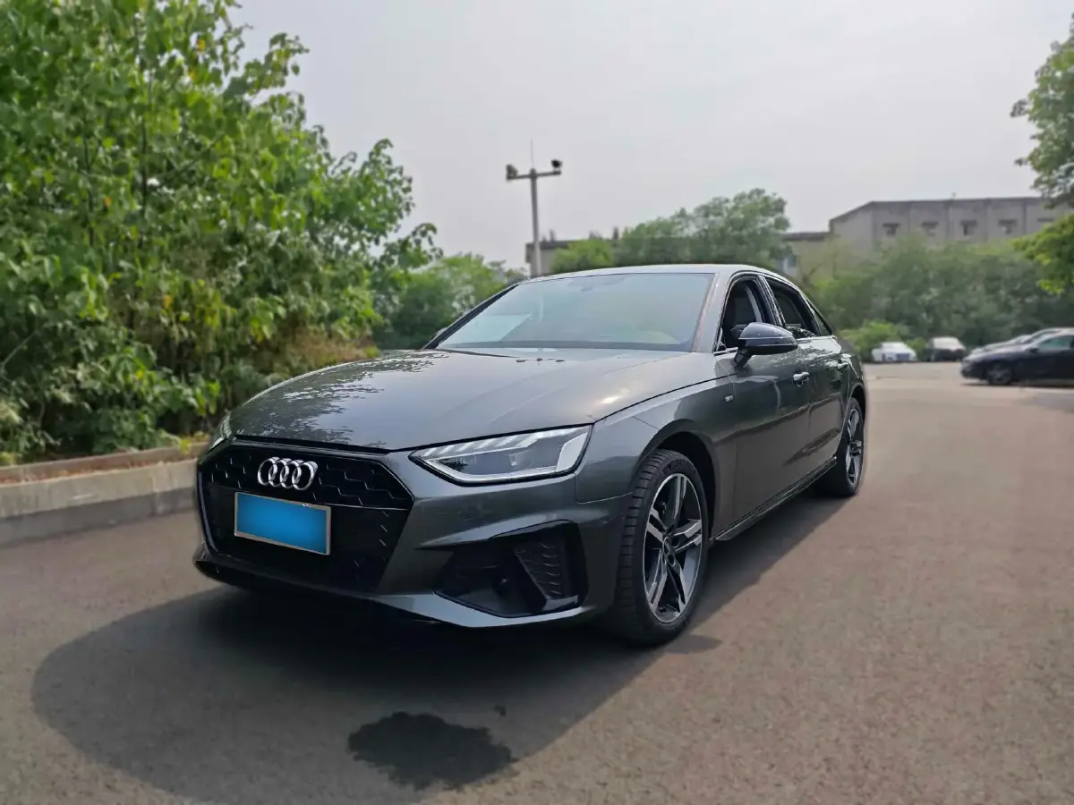 2020 Audi A4L 2.0T 190HP L4 7DCT