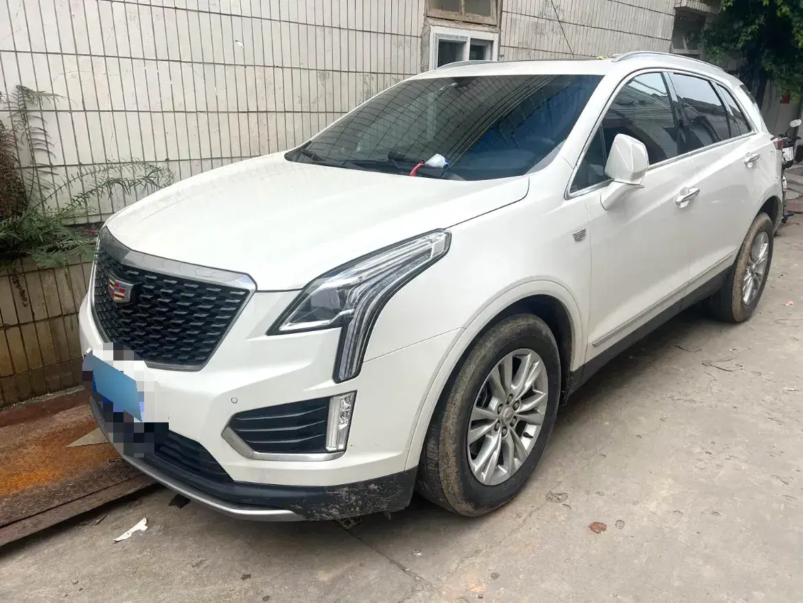 2022 Cadillac XT5 2.0T 237HP L4 9AT