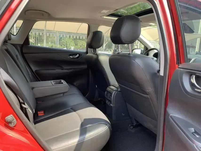 2023 Nissan Tiida 1.6L 122HP L4 CVT,autocango,china used car exporter,china ev exporter,chinese used car exporter,chinese used ev exporter