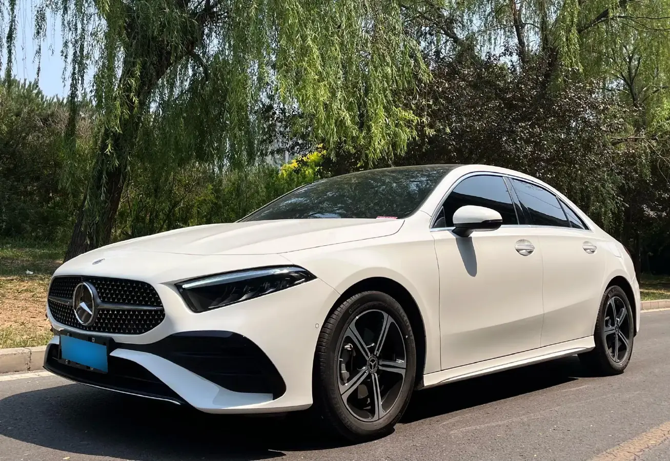 2023 Mercedes-Benz A Class 1.3T 163HP L4 7DCT