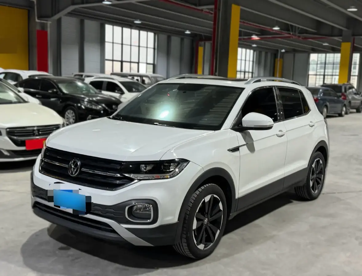 2021 Volkswagen Tacqua 1.2T 116HP L4 7DCT