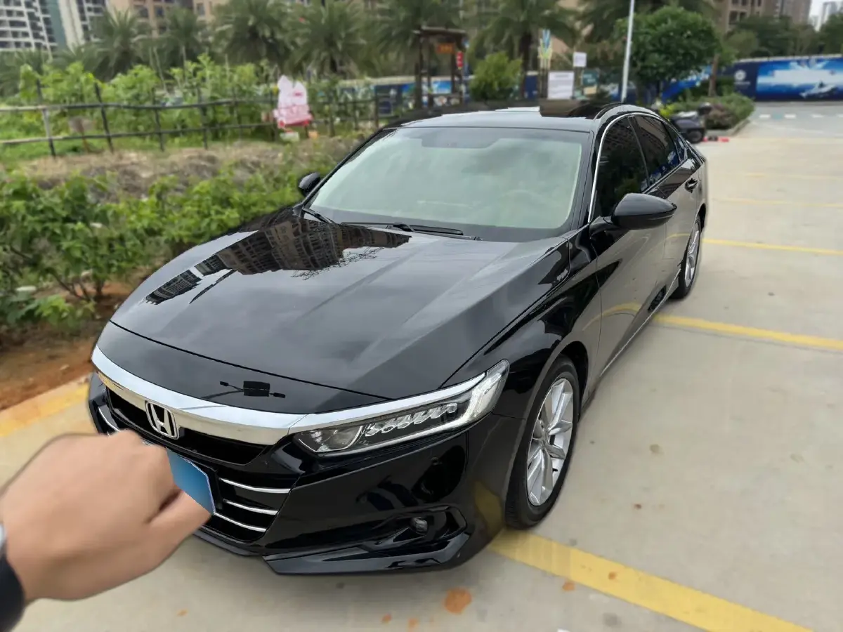 2022 Honda Accord 1.5T 194HP L4 CVT