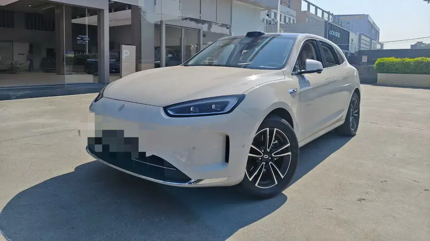 2025 HIMA AITO M5 1.5T 152HP L4 REEV 42KWH