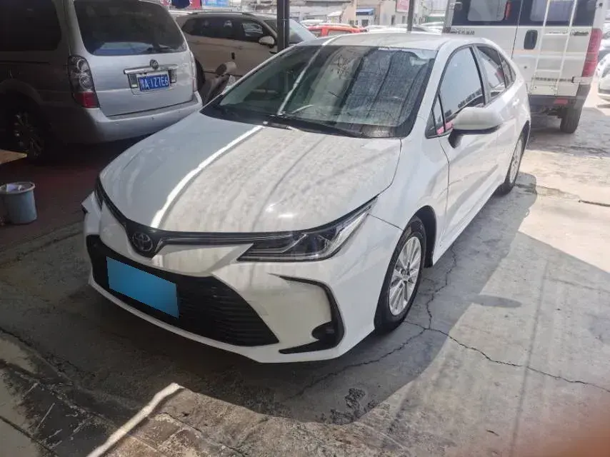 2021 Toyota Corolla 1.2T 116HP L4 CVT