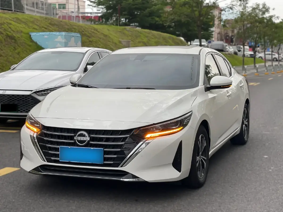 2023 Nissan Sylphy 1.6L 135HP L4 CVT