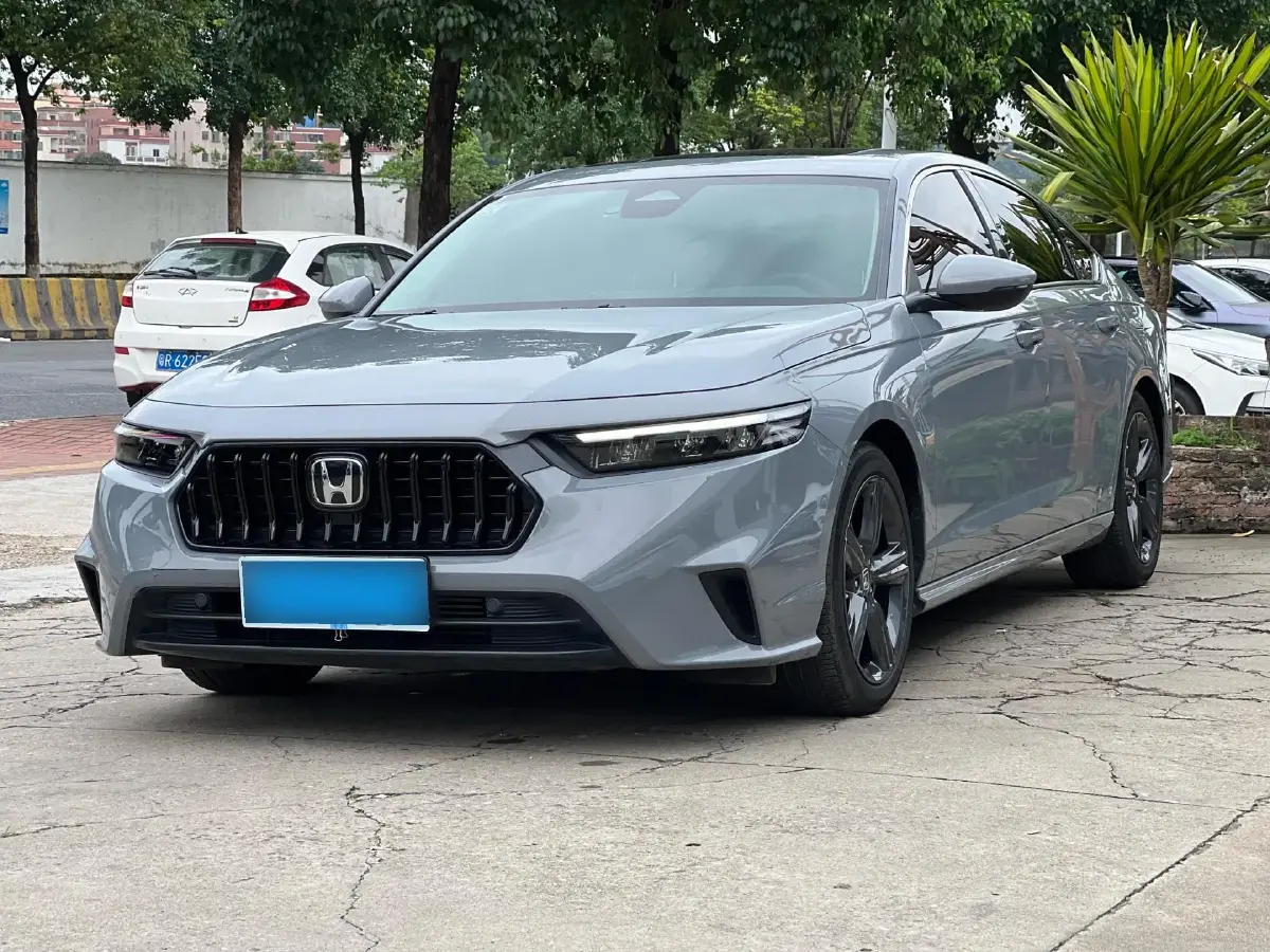 2023 Honda Inspire 1.5T 192HP L4 CVT