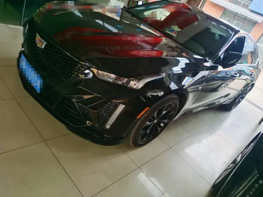 2022 Cadillac CT5 2.0T 237HP L4 10AT