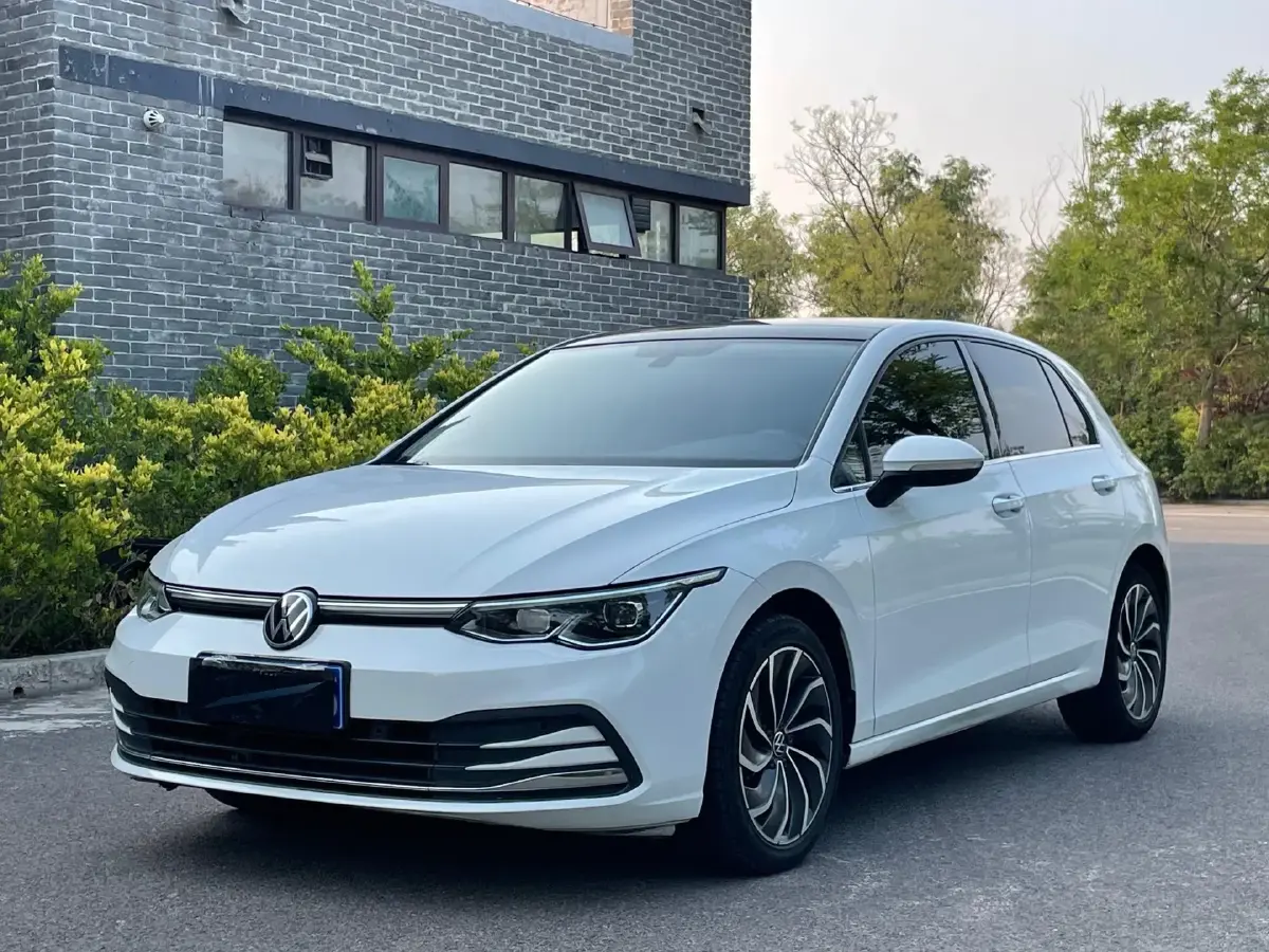 2023 Volkswagen Golf 1.4T 150HP L4 7DCT