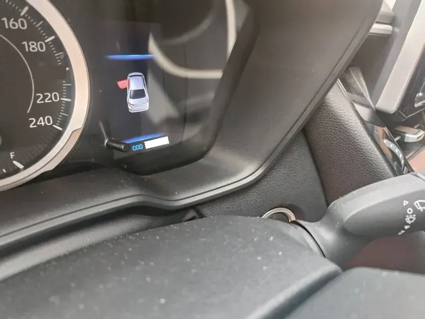 2021 Toyota Corolla 1.2T 116HP L4 CVT,autocango,china used car exporter,china ev exporter,chinese used car exporter,chinese used ev exporter