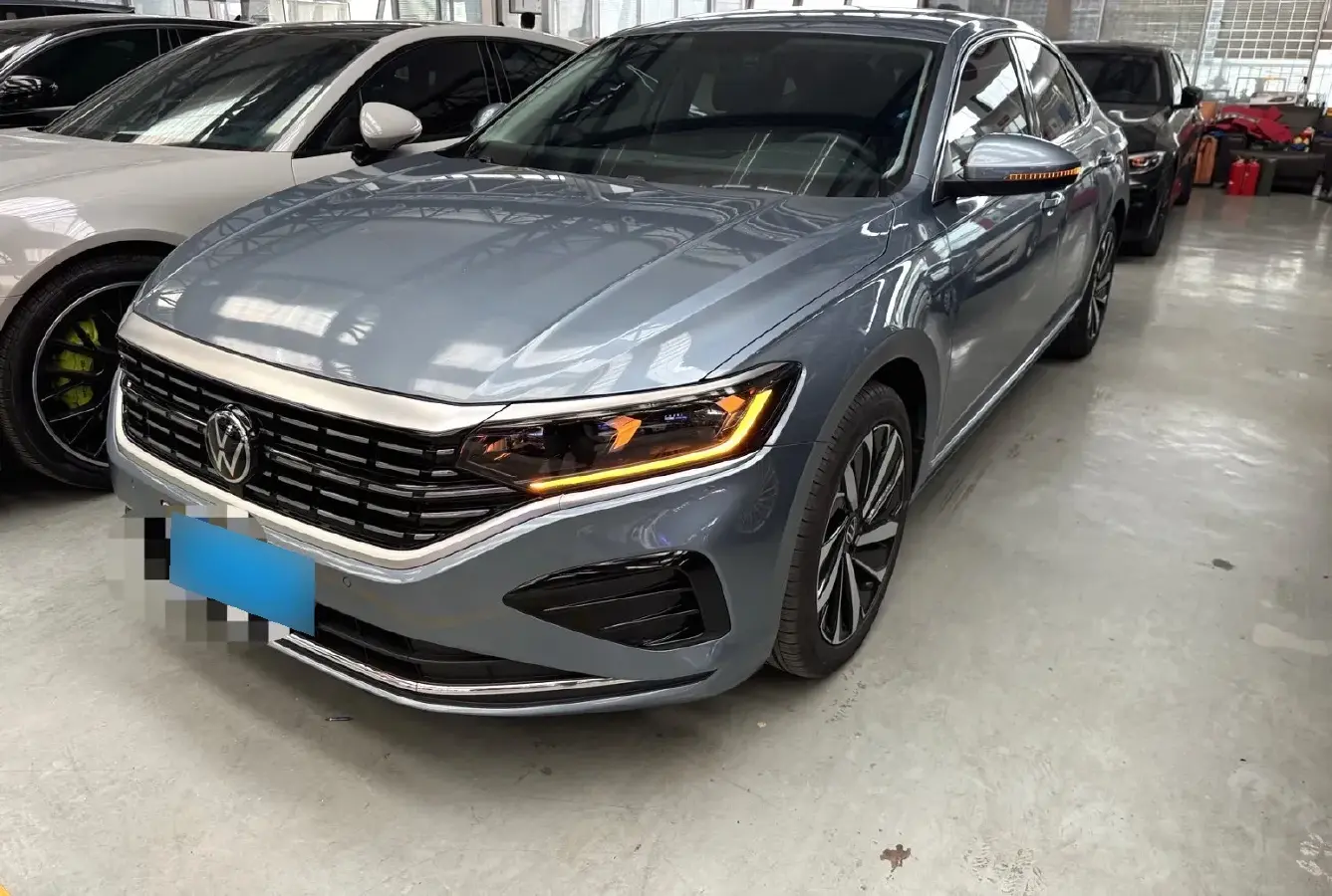 2023 Volkswagen Passat 2.0T 186HP L4 7DCT