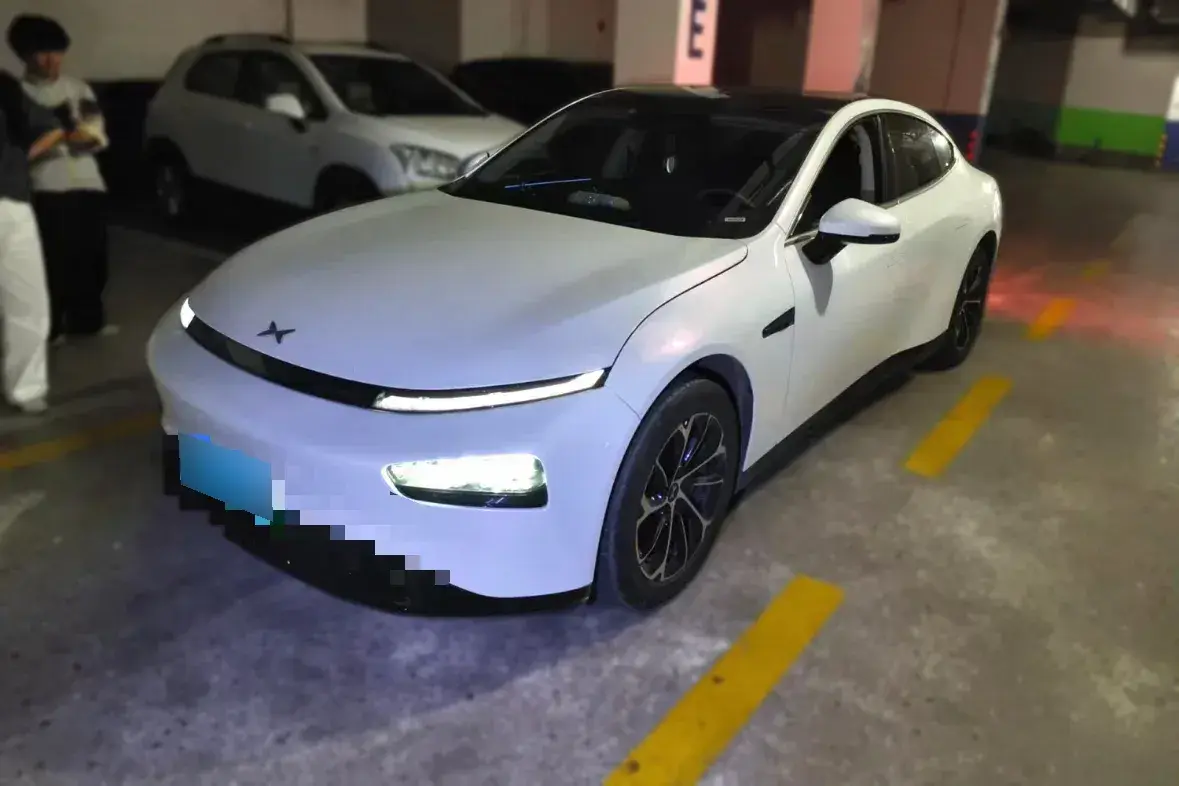 2023 Xpeng P7 BEV 70.8KWH