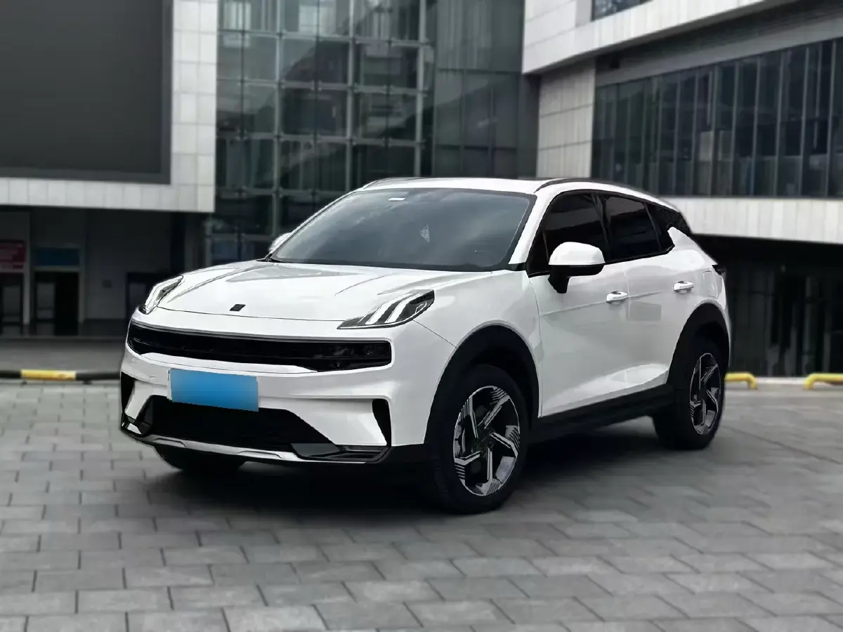 2022 LYNK&CO 06 EM-P 1.5T 177HP L3 7DCT PHEV 15.5KWH