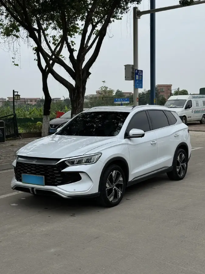 2024 BYD Song Pro 1.5L 110HP L4 E-CVT PHEV 18.3KWH